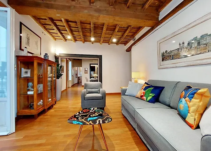 Ych-farnese Charme Apartment